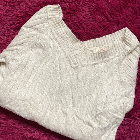 Faded Glory v-neck and v-back pale tan sweater - Picture 10 of 10